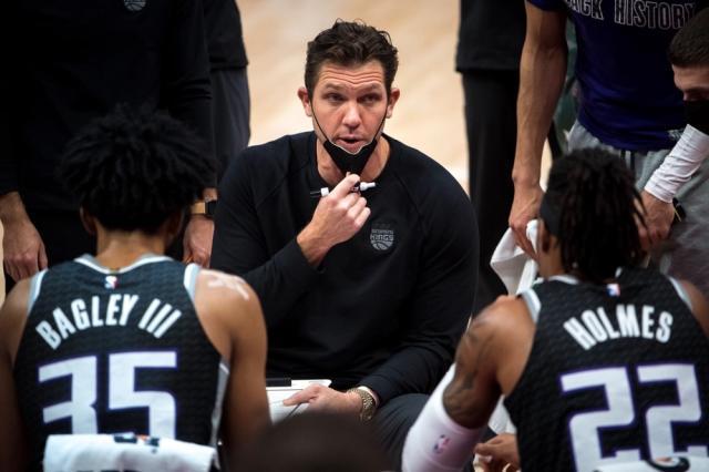 国王炒掉卢克·沃顿，用新错误修正2年前的旧错误